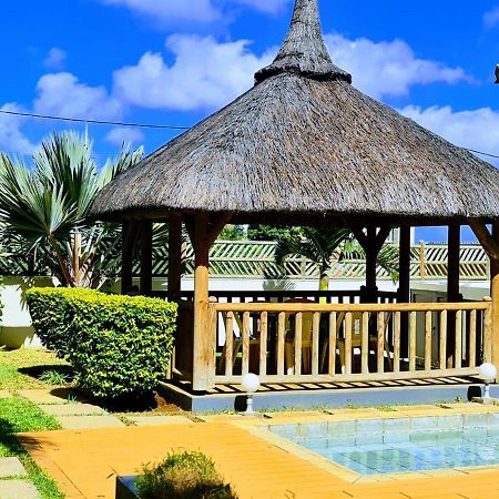 Flic En Flac Sea View Luxury 3 Bedroom Apartment Экстерьер фото